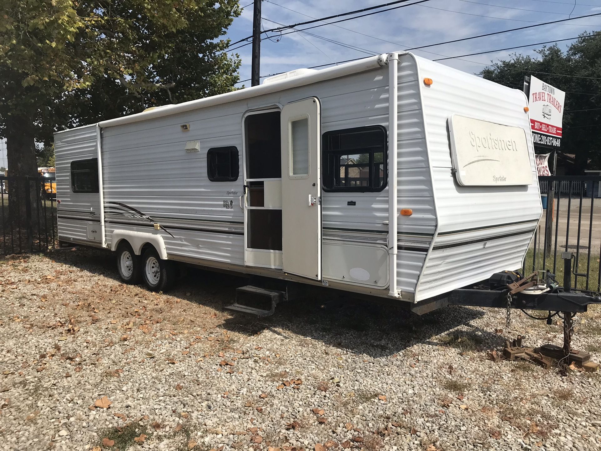 2001 Sportsmen Toy Hauler 26 Foot for Sale in Baytown, TX OfferUp