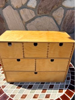 Crafting container with stamps/glitter,etc