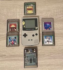Game Boy Color Pokémon Limited Edition Bundle