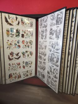 TATTOO DISPLAY RACK/ W FLASH