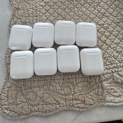 Eight sets of airpods Ony Right One In Each 