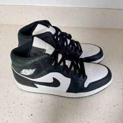 Nike Air Jordan Sneakers 