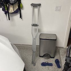 Crutches 🩼 