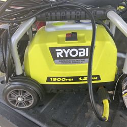 Ryobi 1900 Psi Pressure Washer Used Like New - Complete And Fully Tested 