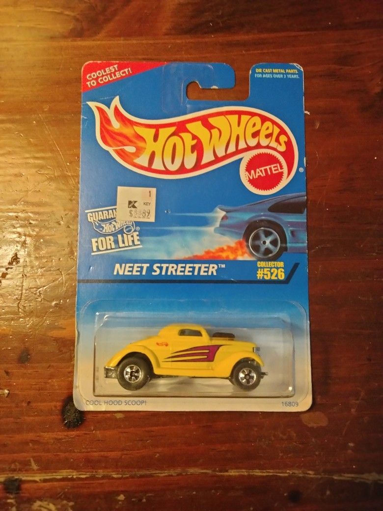1997 Vintage Hot Wheels Collector #526 Neet Streeter