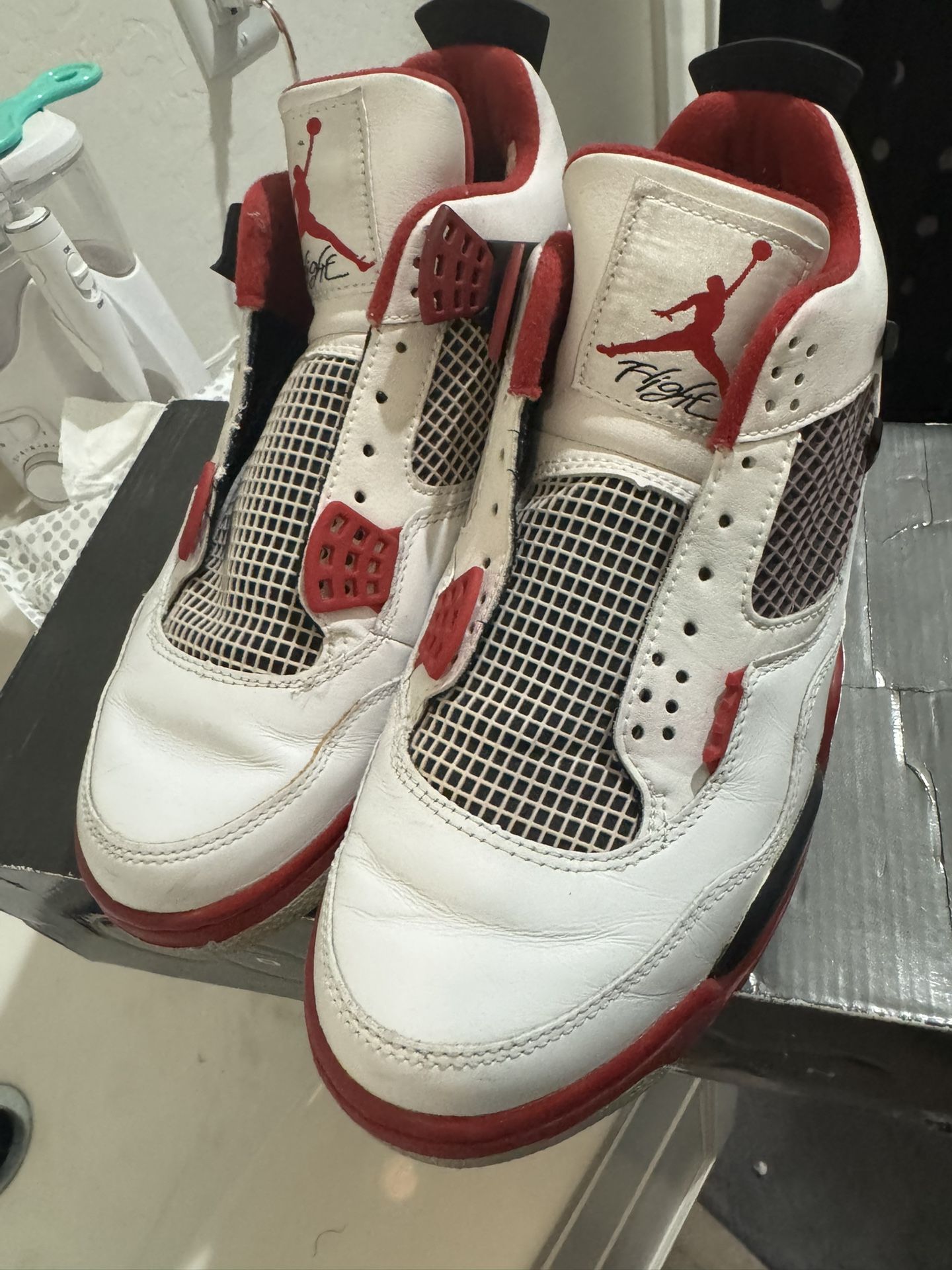 Jordan 4 Fire Red Mars Blackmon 2006 Version- 40$
