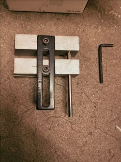 Double pocket hole guide