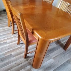 Comedor  4 Sillas / Dinning Table With 4 Chairs