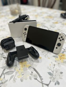 NINTENDO SWITCH OLED