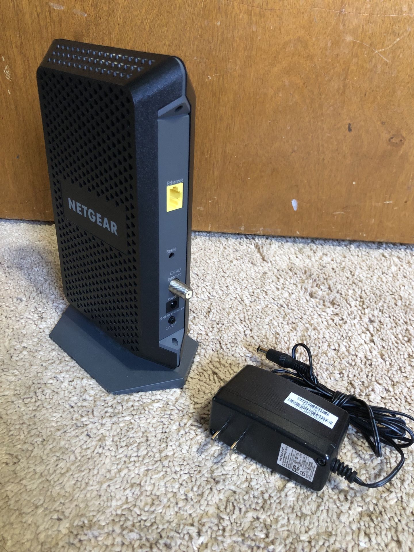 Net gear CM600 Modem/Router Combo