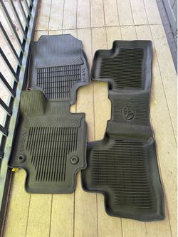 RAV 4 Floor Mats
