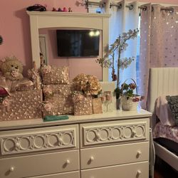 Tocador Blanco/ White Dresser 