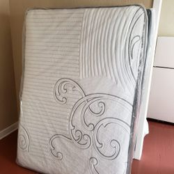 NEW FULL MATTRESS. Bed frame is not available. Take it home the same day 👍