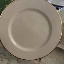 38 Platos Con Diseño Dorado