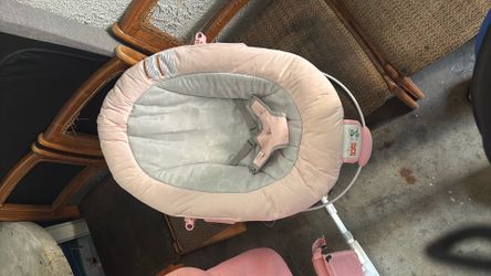 Baby Girl Bouncer