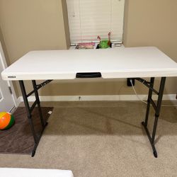 Lifetime 6ft Folding Table – Heavy Duty & Portable