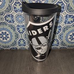 Tervis Made in USA Double Walled NFL Las Vegas Raiders Colossal Insulated Tumbler Cup Keeps Drinks Cold & Hot, 24oz, Classic - Black Lid