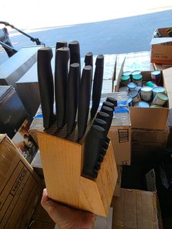 Free knife sets