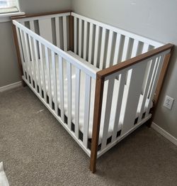 Very good cot for children in very good con dition also I have a mattress for it also very good quality and comfortable