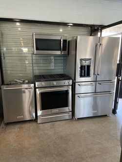 Complete Kitchen Appliance Set – 5-Piece Set!