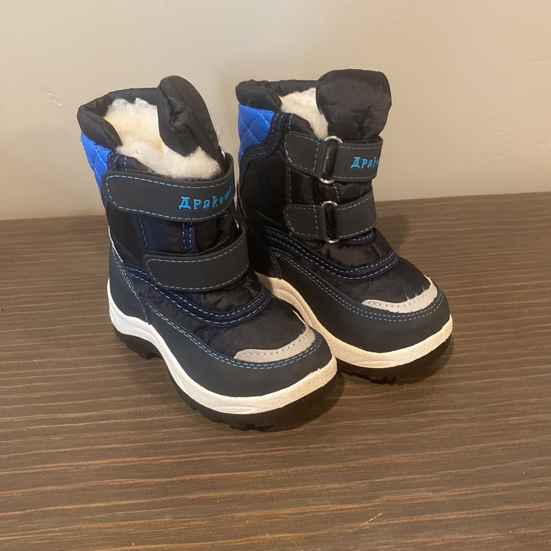 Toddler Snow Boots Size 5