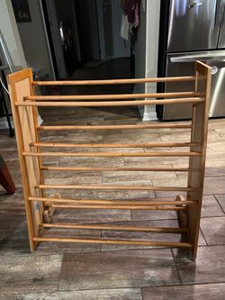 Kid Kraft shoe rack