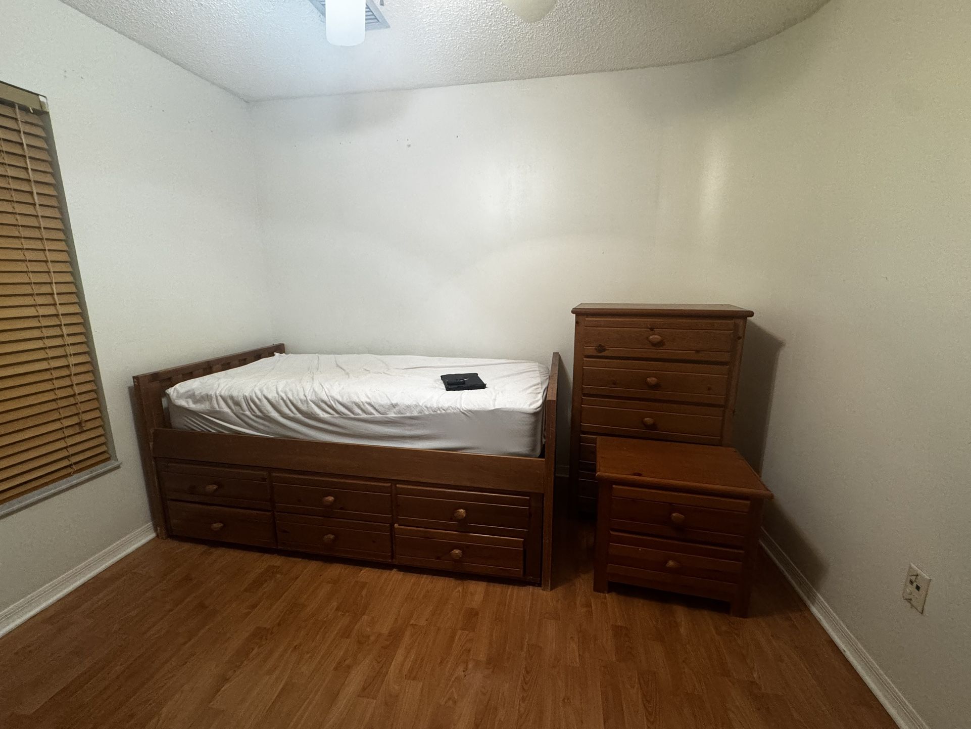 Free Twin Bedroom Set
