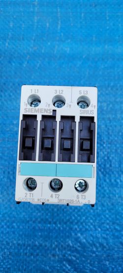 NEW SIEMENS SIRIUS 3RT1026-1A..0 Contactor