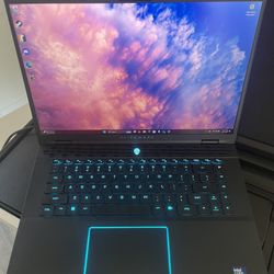 Alienware M16 R2 16” RTX 4070 (2024)