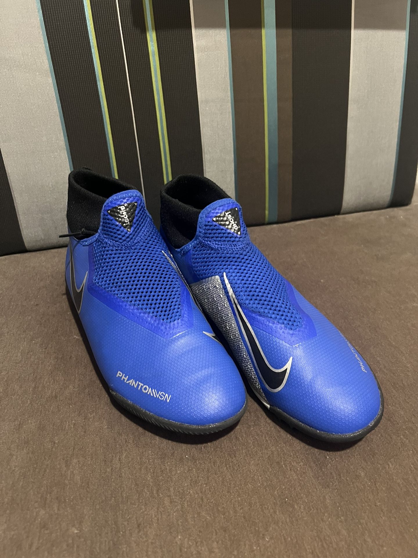 Nike React Phantom VSN Pro DF TF 'Racer Blue'