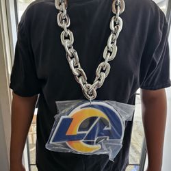 LA RAMS  BALLER CHROME  18INCH CHAIN 8INCH LOGO REPRESENT 
