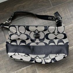 Black/gray Coach Purse