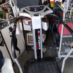 CONFIDENCE BRAND BODY VIBRATING MACHINE. 