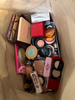 Makeup bundle