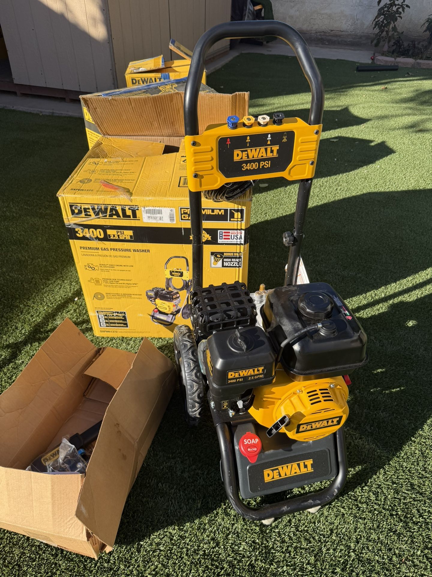 3400 PSI 2.5 GPM Gas Cold Water Pressure Washer with DeWalt 210 Engine