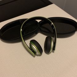 Wireless Bluetooth Headphones 