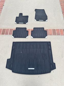 OEM Range Rover Evoque Rubber Floor Mats + Cargo Mat