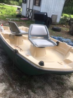 Bass hound 10.2 for Sale in Seaford, DE - OfferUp