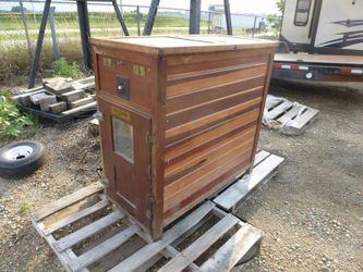 Wanted: Vintage Chest Egg Incubator