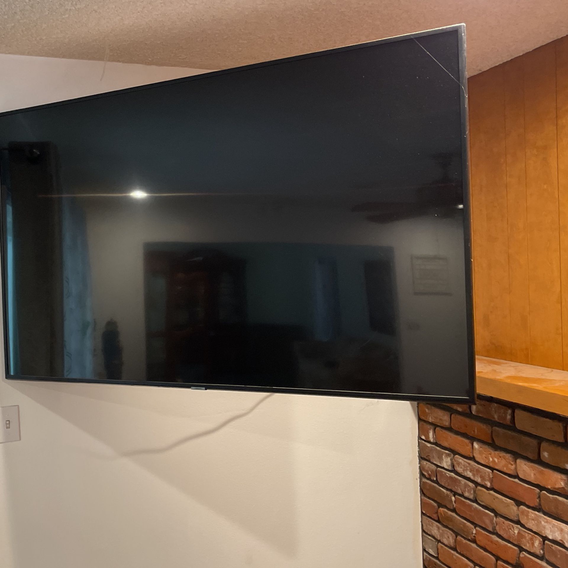 65” Samsung 4K Smart TV