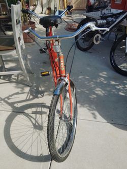 Bicicleta.  Americana. ....cómo ..semira .....bien. ..  doble. ..varata ..en.   Duarte
