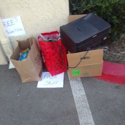 Free Stuff Come Get Now Isabella Pkwy Canyon Country
