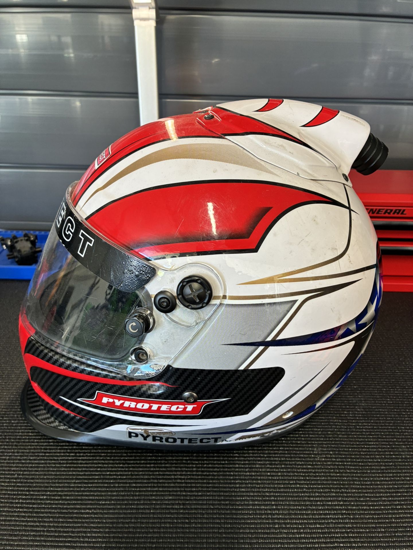 Pyrotect Full Face Helmet With Fresh Air