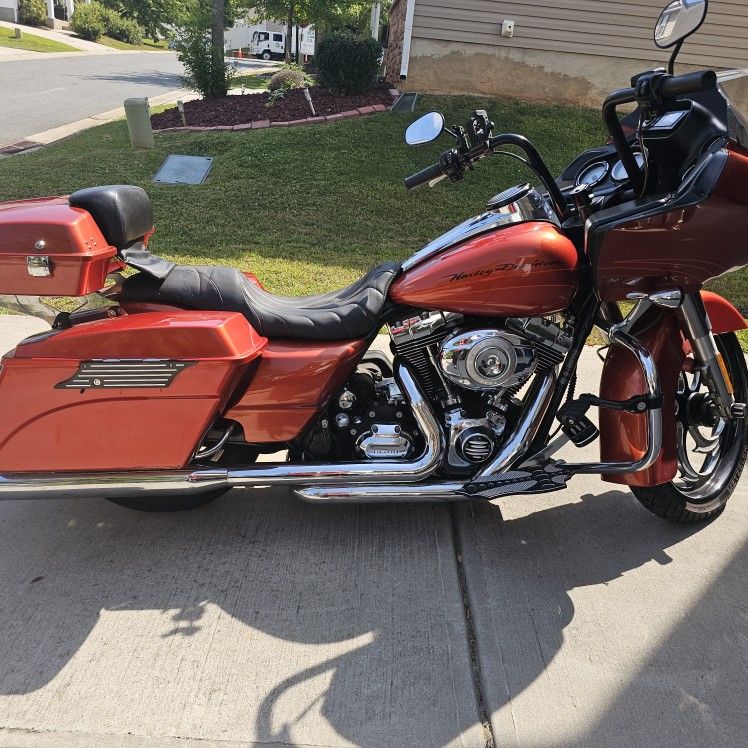 2011 Road Glide Custom 9,000 OBO