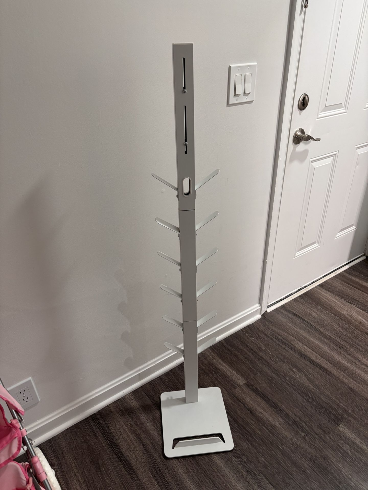 Vacuum Stand for Dyson & Cordless Vacuums (White)