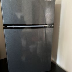 Mini FRIDGE With Freezer