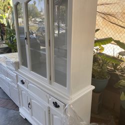 Vitrina  Color Blanca  Usada