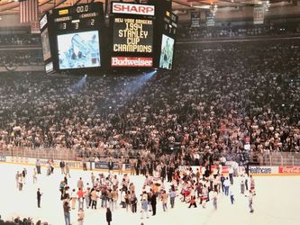 New York Rangers Victory On Ice Rob Arra 1994 Stanley Cup Photograph 14" x 39.5"