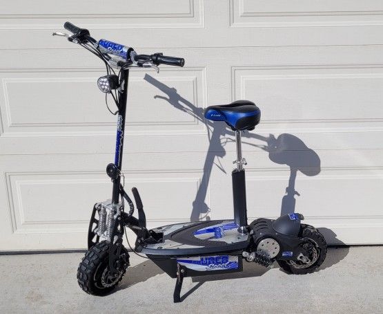 UberScoot 1600W 48V Electric Scooter ***Like New***