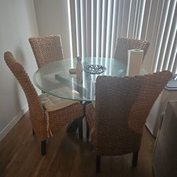 Glass Table And 4 Chairs 